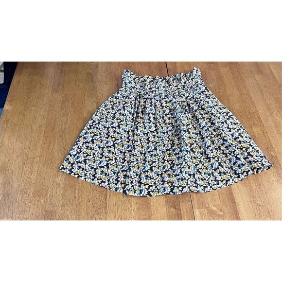 ELIZABETH & JAMES SHORT FLORAL SILK SKIRT WOMENS SZ 0/2 - Picture 1 of 9